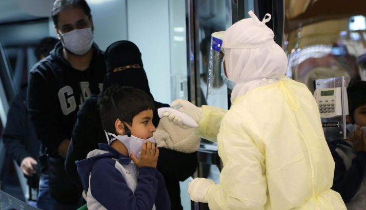 For 1st Time in 5 Months, Saudi corona cases stay below 500